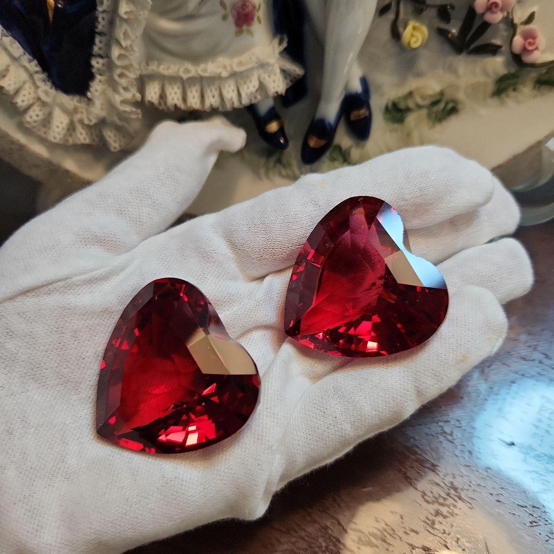 ハート型赤スワロスキー置物2個 スワン刻印