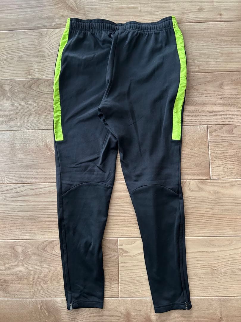 Nike 長袖トップスとパンツ セット