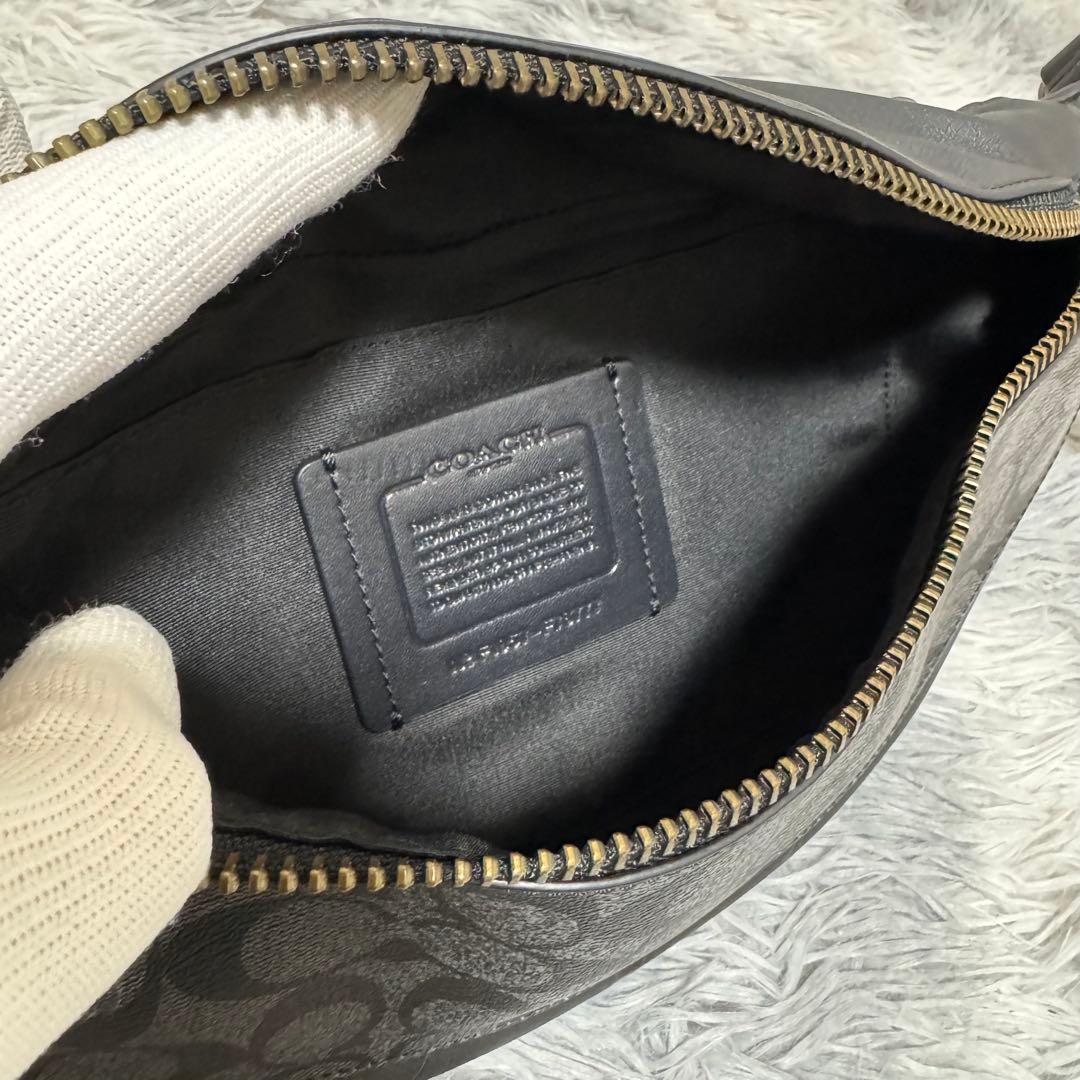 美品 コーチ ボディバッグ ショルダーバッグ クロスボディ 斜め掛け メンズ