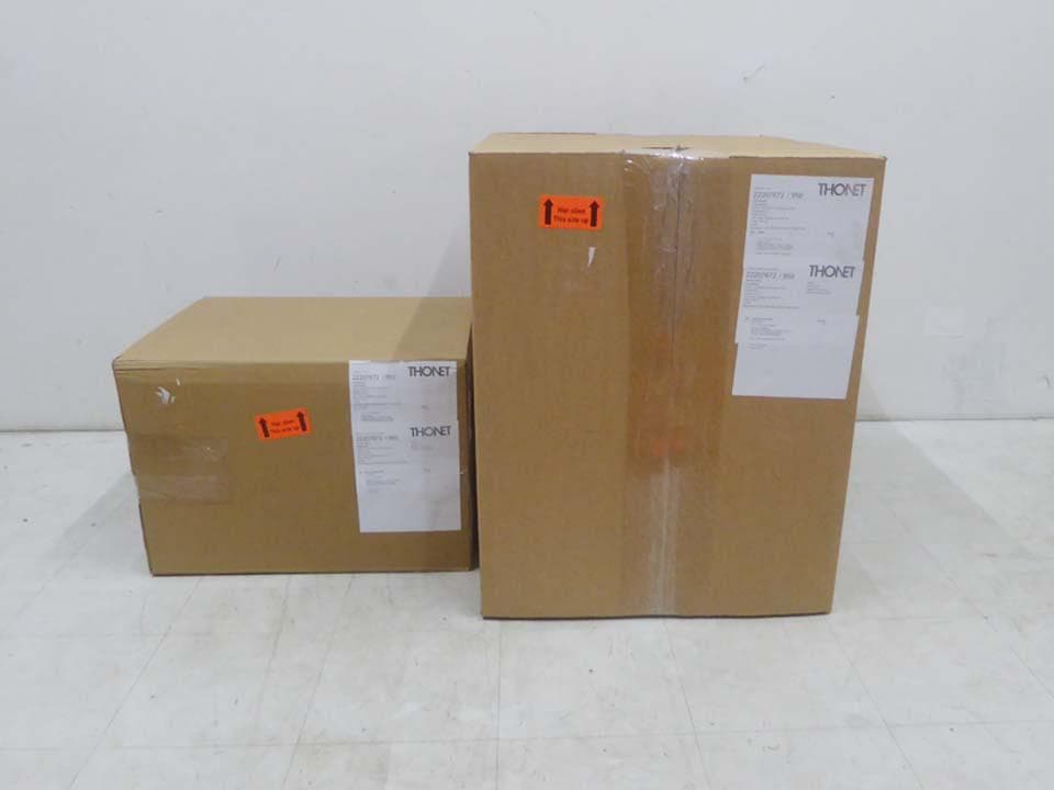 未使用品■THONET■定価116万円 S411 本革 チェア オットマンセット