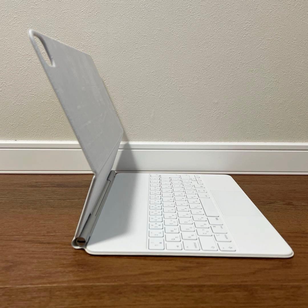 Apple iPad Magic Keyboard 12.9インチ A2480