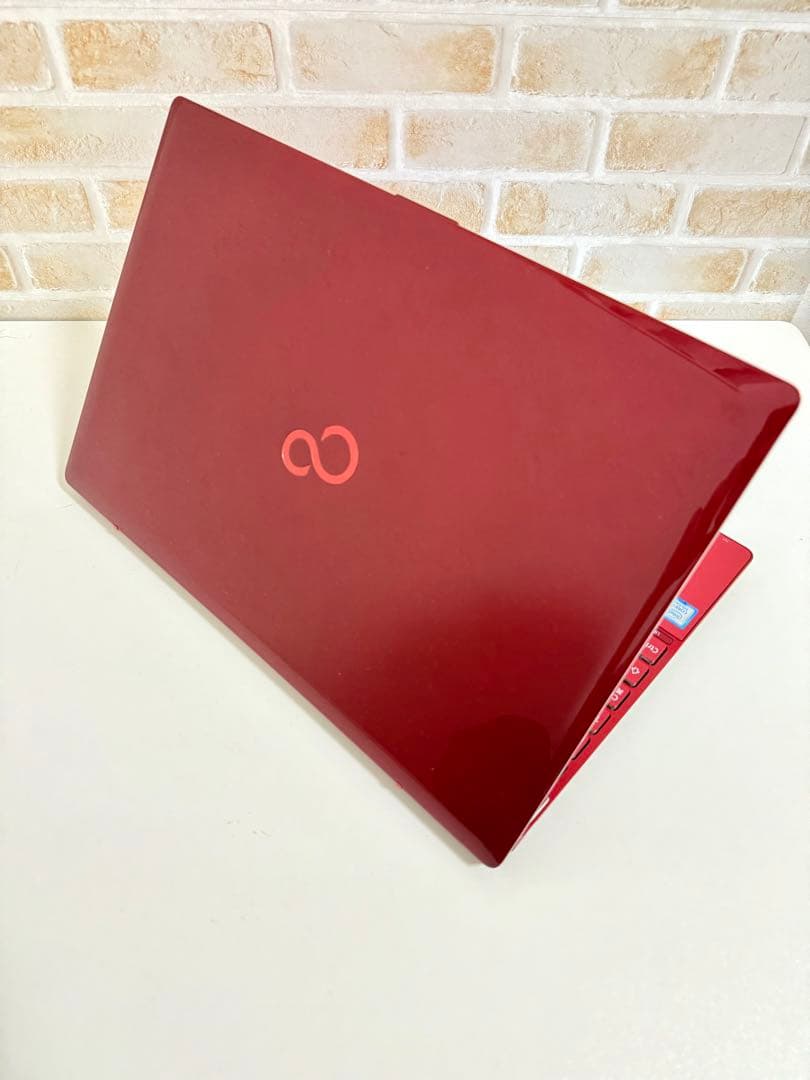 【第8世代Corei7】富士通 LIFEBOOK メモリ8GB SSD512GB