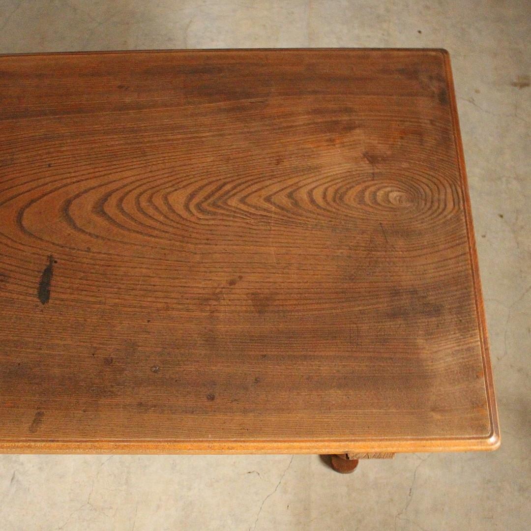 雰囲気の良い古い木製の机　引き出し2杯　ローテーブル　作業台　古家具　古民家