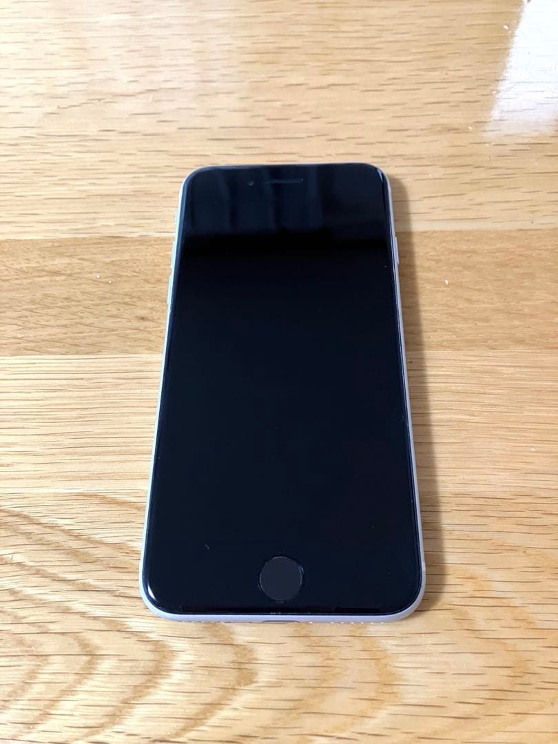 iPhone SE第2世代 ホワイト 64GB SIMフリー 本体のみ