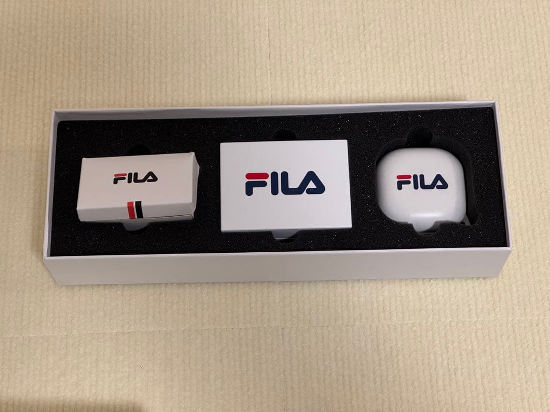 【限定品】【最終値下げ】Samsung FILA ワイヤレスイヤホン ホワイト