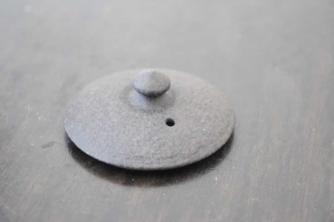 菊池保寿堂　鉄瓶　急須　WAZUQU　グッドデザイン賞　まゆ・MAYU　奥山清行