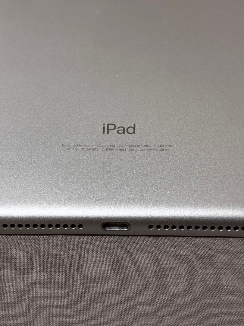 【動作確認済み】iPad第6世代　32GB シルバー