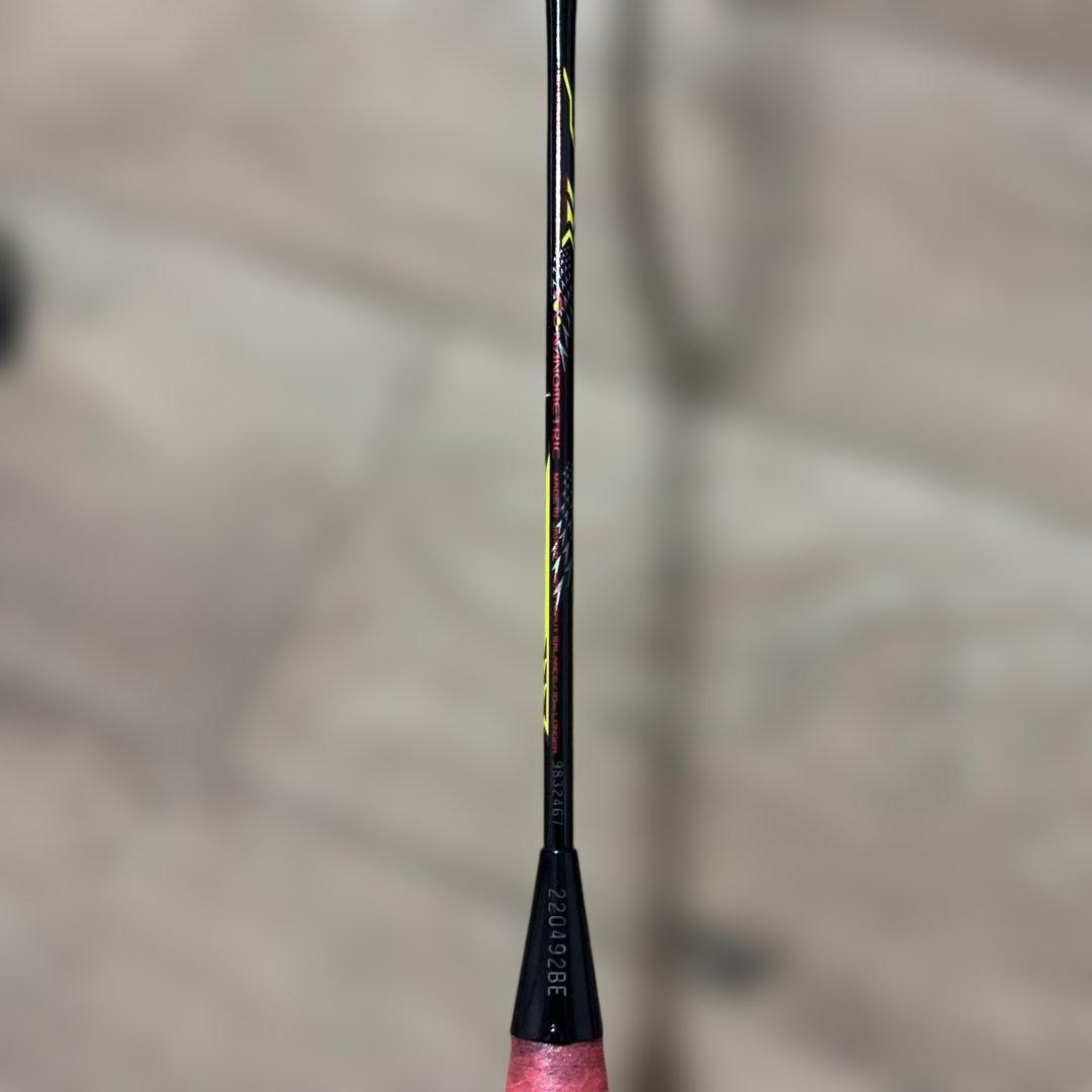 YONEXバドミントンラケットボルトリックリンダンフォース4U2本セットケース無