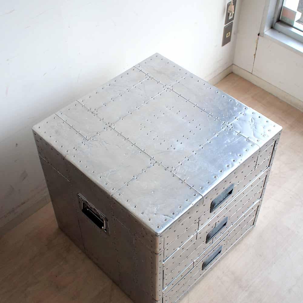 Timothy Oulton by HALO メタルランプテーブルZR24333