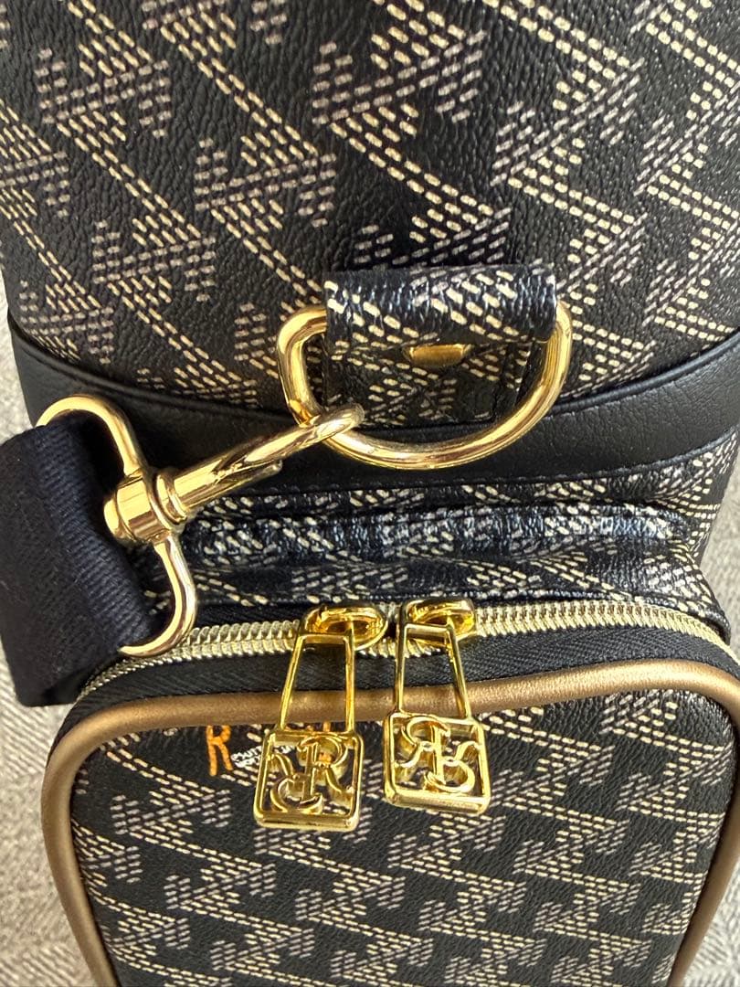 レザレクション　ゴルフスタンドサブバッグ