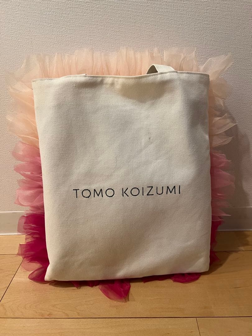 ユン！TOMO KOIZUMI フリルトートバッグ
