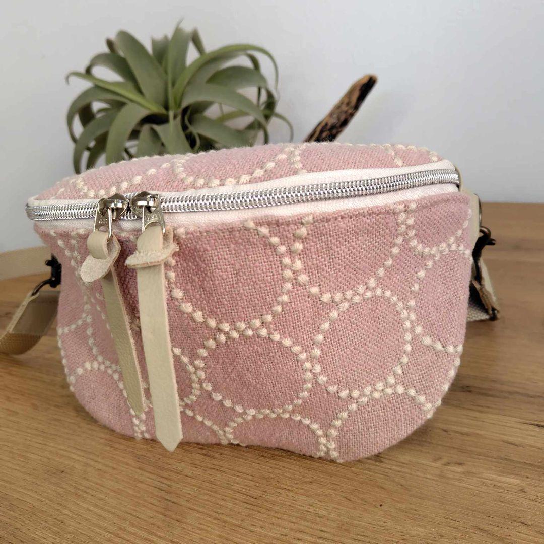 月*陽様 ミナペルホネン/tambourine タンバリンピンク/ボディーバッグ