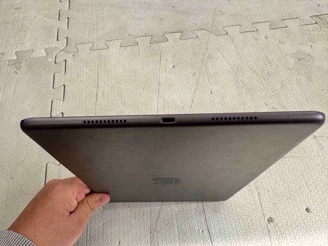 iPad air第三世代 Wi-Fiモデル64GB 動作確認済　スペースグレー