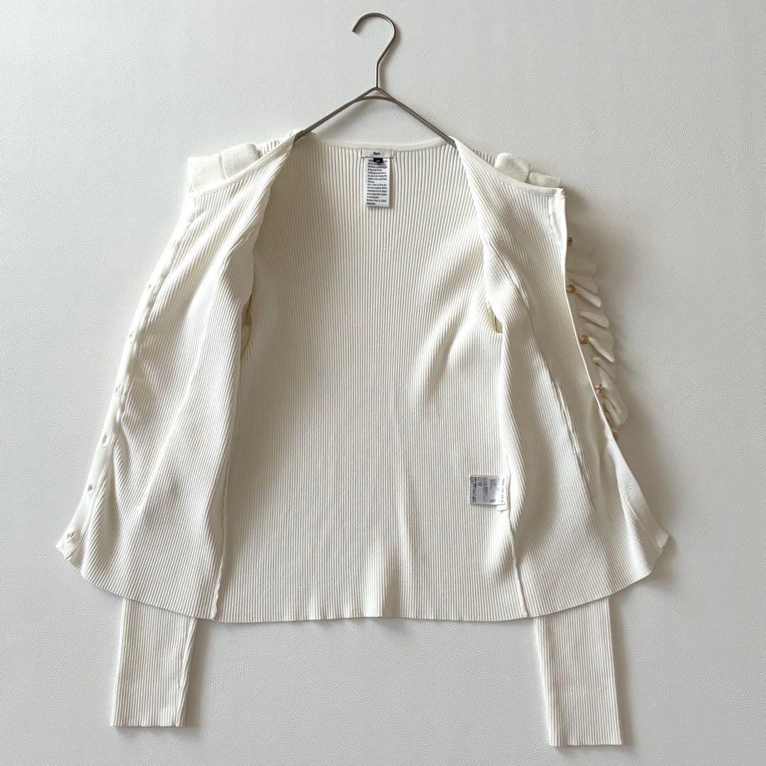 Sov.　ソブ　2024AW　フリルニットカーディガン　金ボタン　ホワイト