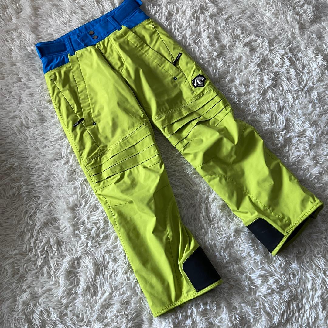 #J12✨希少DESCENTEオガサカ✨スキー スノボ ウェア 上下 メンズS