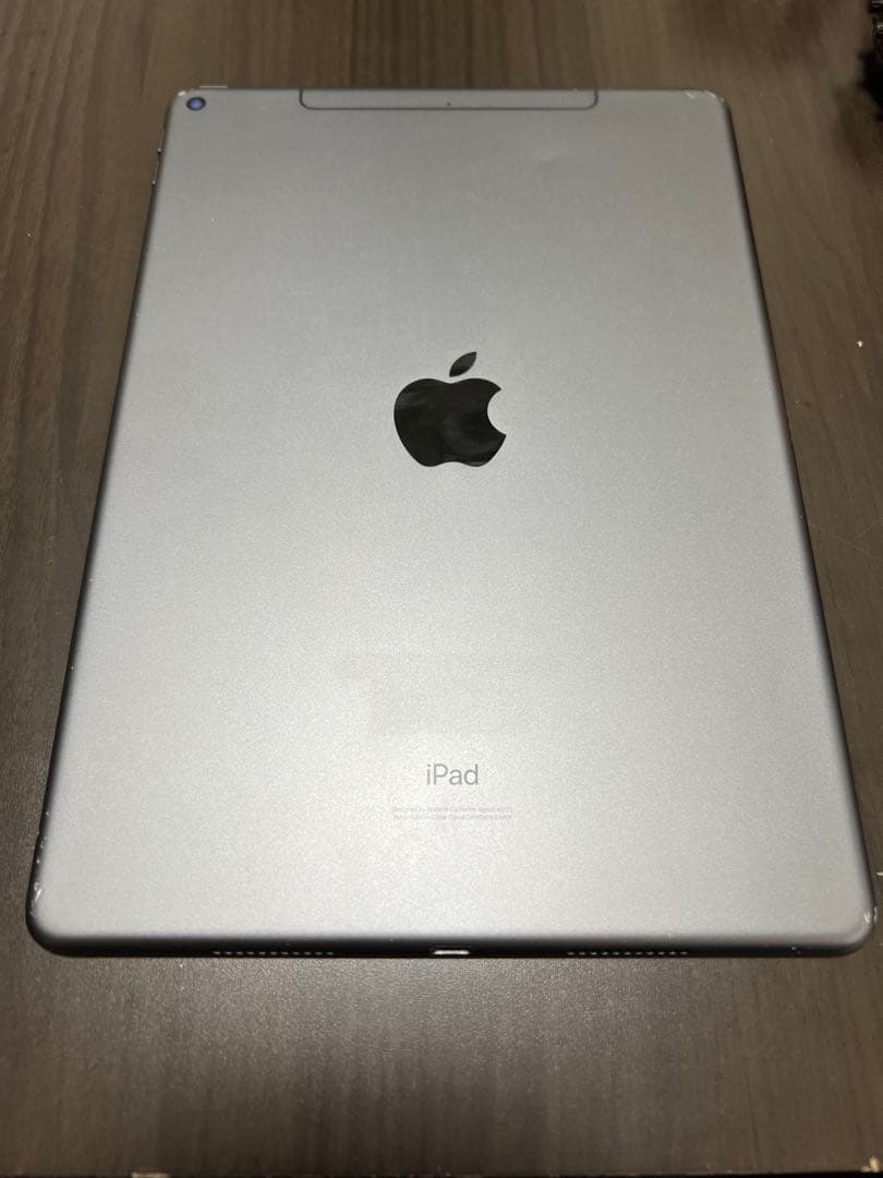 Apple iPad air 第3世代　64GB セルラーモデル