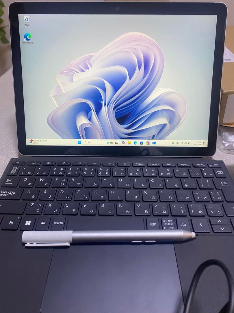 Windowsタブレット本体 Microsoft Surface go 4 64gb