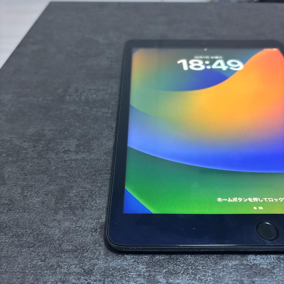 Apple iPad (第9世代) 10.2インチ スペースグレー