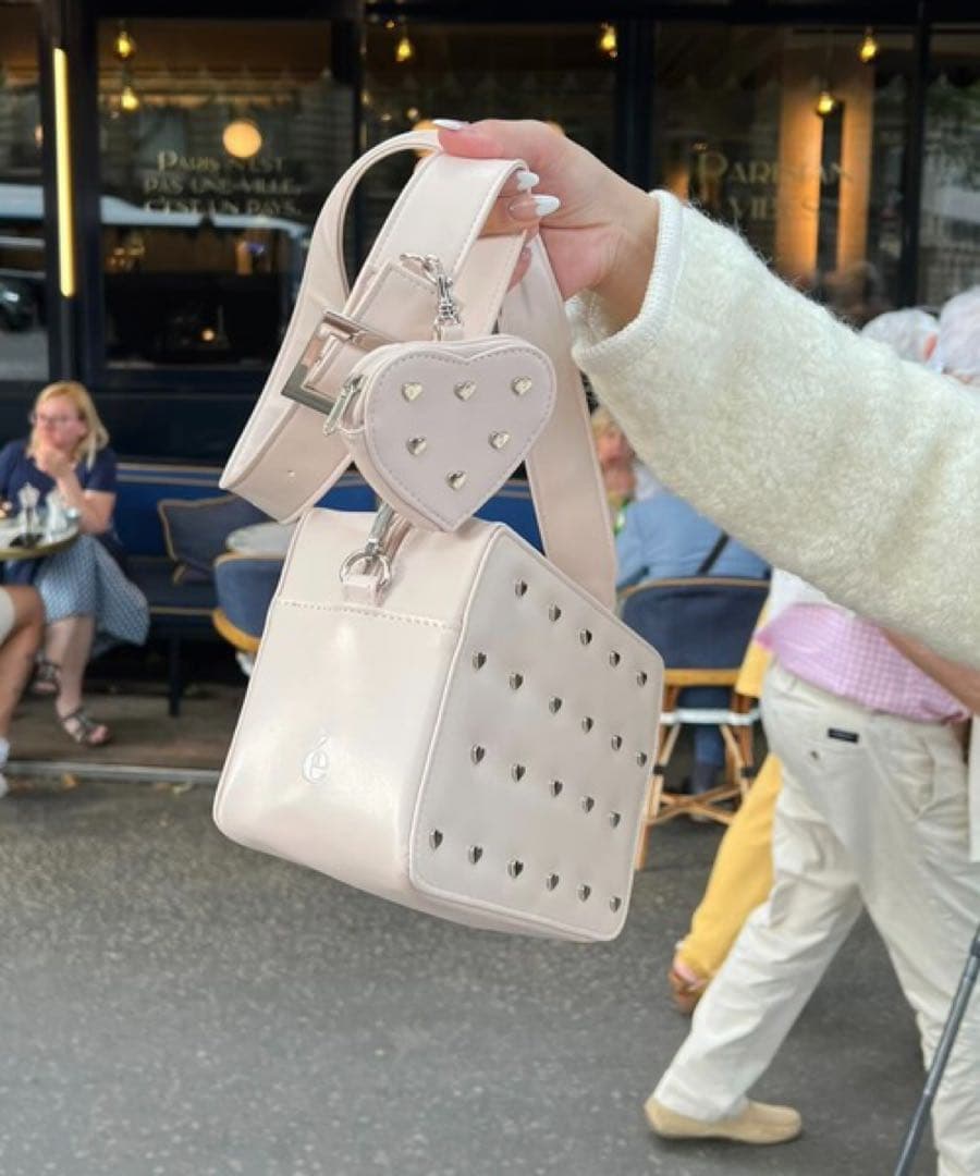 épine エピヌ ハートスタッズ ショルダーバッグ