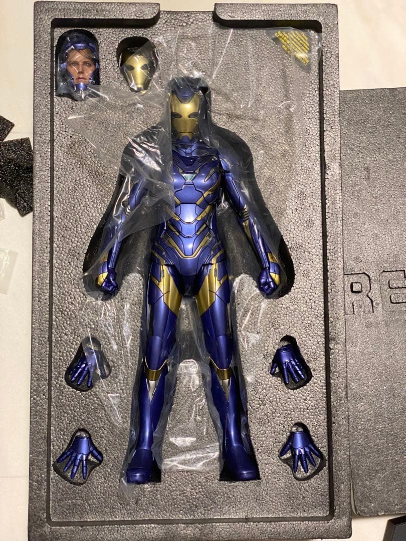 ホットトイズ ムービーマスターピース レスキュー アイアンマン アベンジャーズ