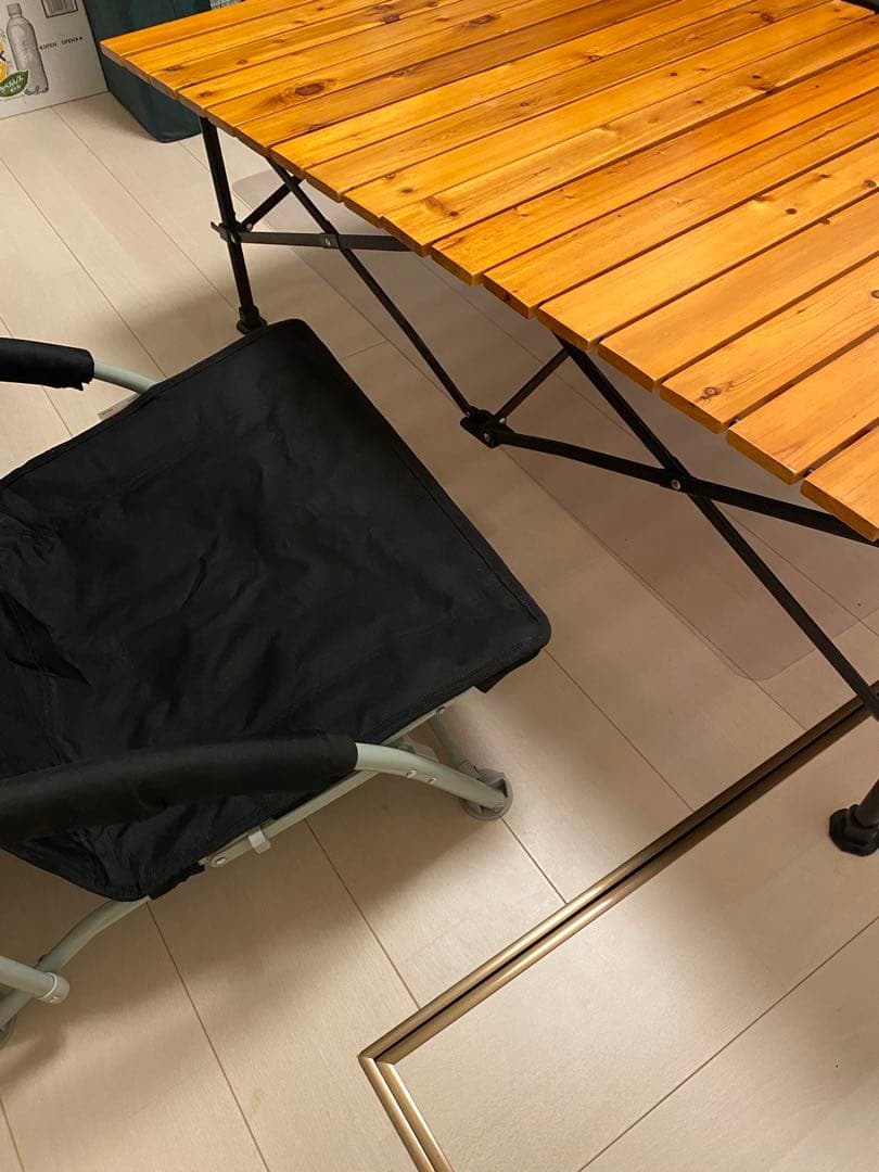 Coleman 木製アウトドアテーブル