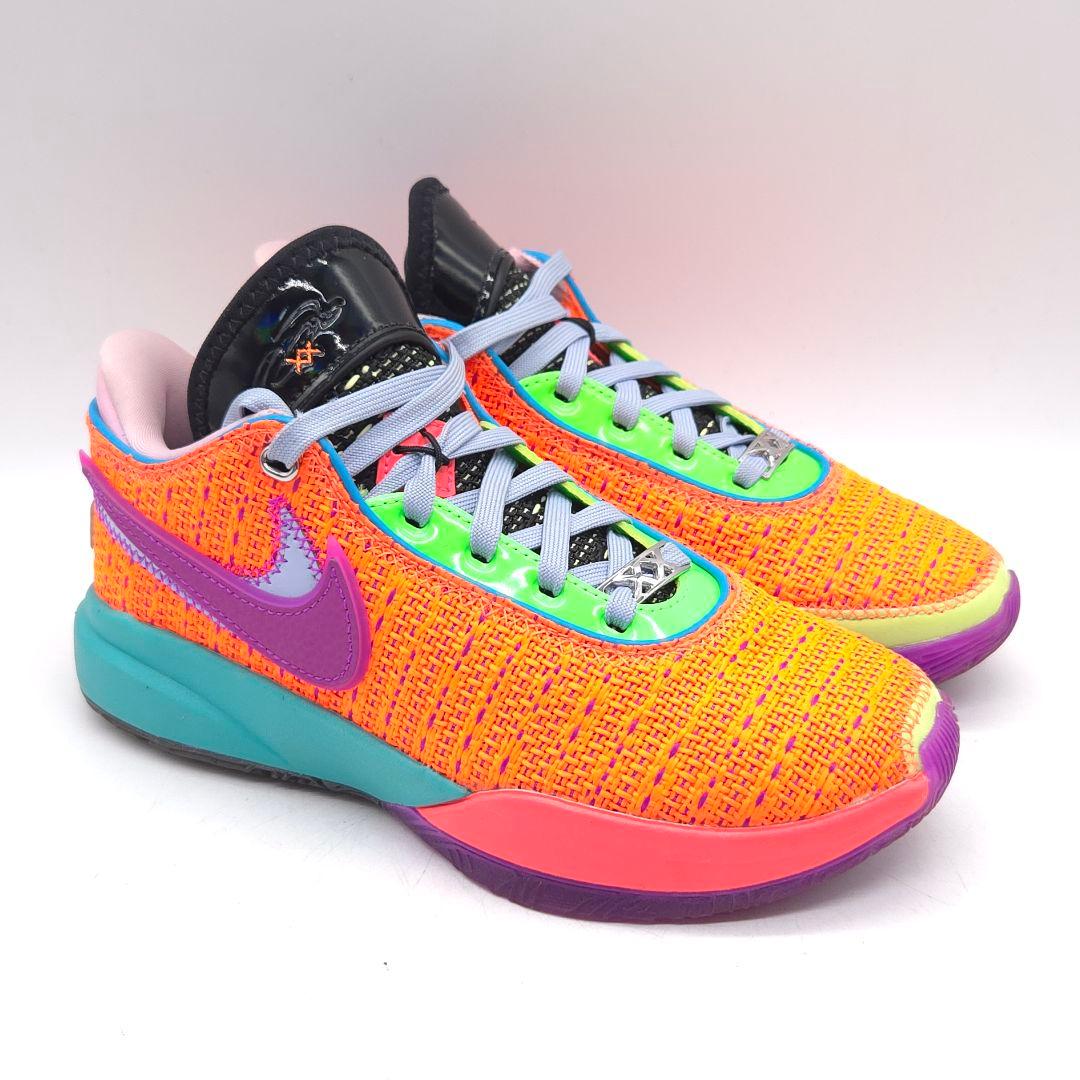 美品 NIKE KIDS LEBRON 20 ナイキ レブロン スニーカー 23