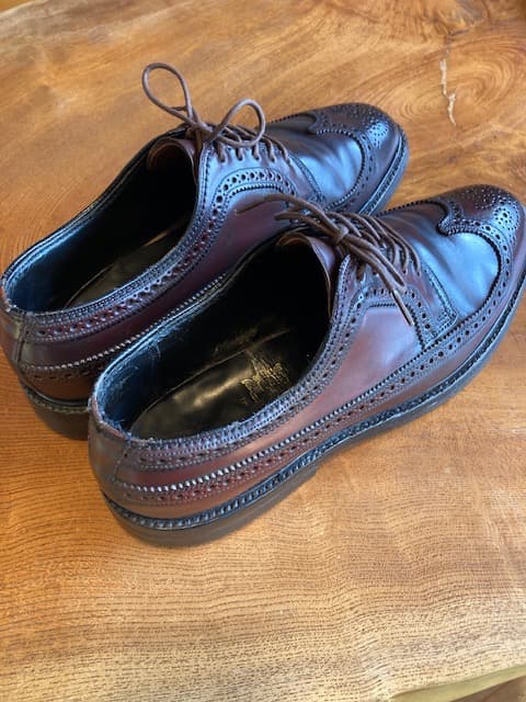 ★★ 　レザー ウィングチップ（コードバン）フローシャイム？★