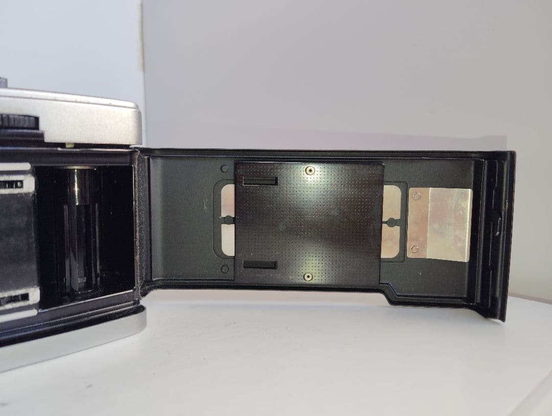 OLYMPUS　TRIP35（動作美品）