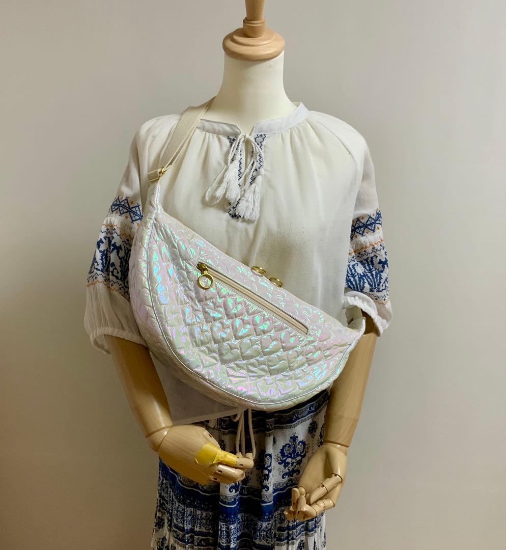 hinaページ　大きなラウンドショルダーバッグ3点