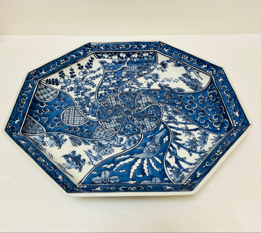 平戸三川内焼 平戸松山窯 祥瑞手 染付捻り吉祥文様 八角大皿31cm