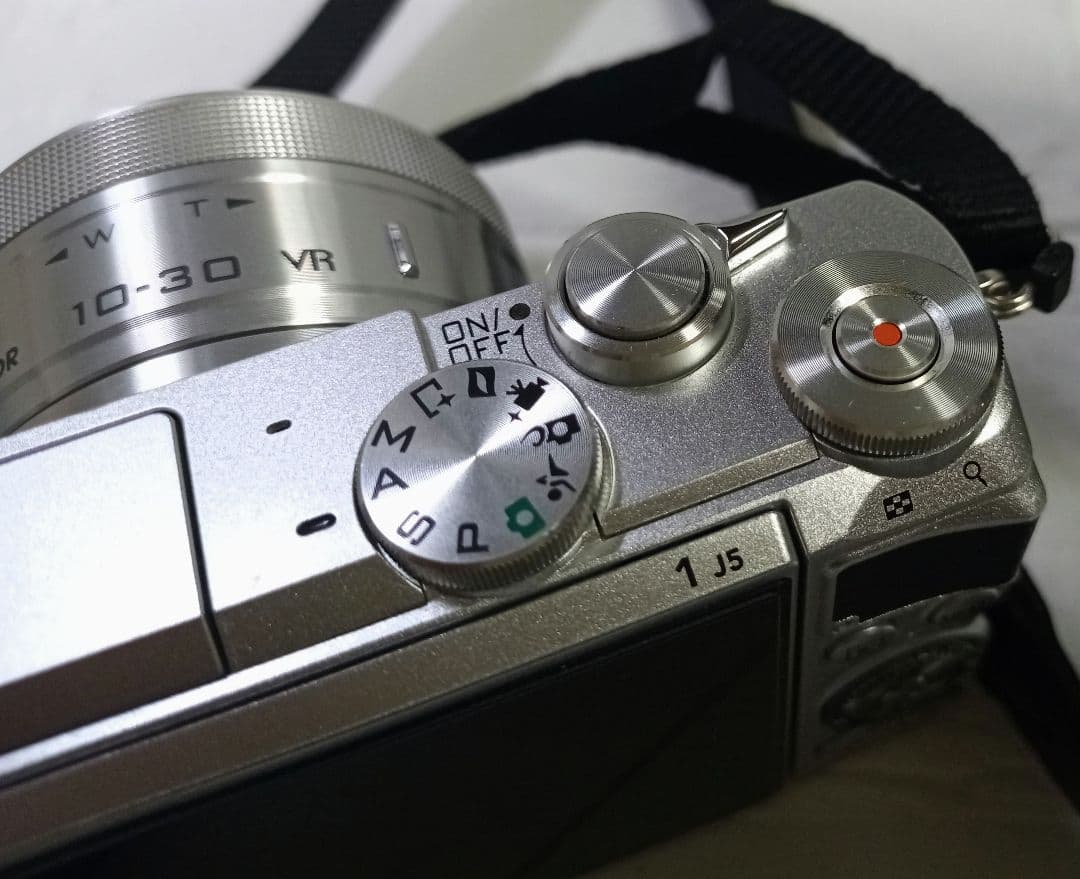 【Nikon】Nikon1 J5