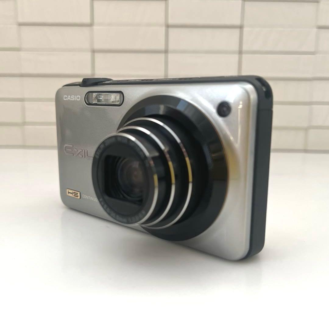 CASIO カシオ コンパクトデジタルカメラ EXILIM EX-ZR10