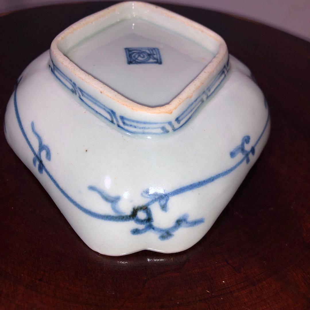 古伊万里染付　桜花楼閣山水文隅入菱形皿　型紙擦り