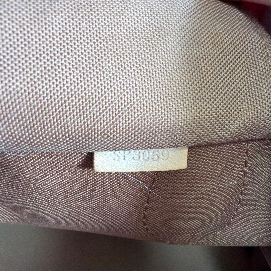 ルイヴィトン　ショルダーバッグ