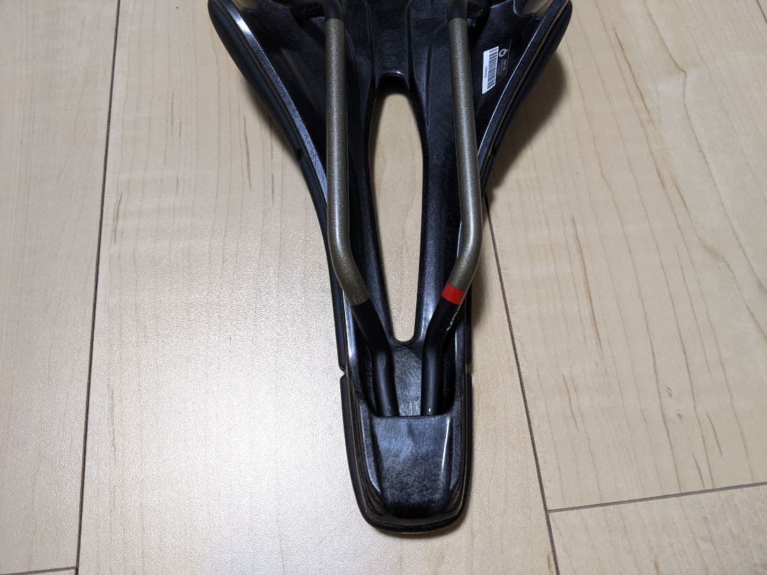 prologo プロロゴ SCRATCH M5 PAS TIROX