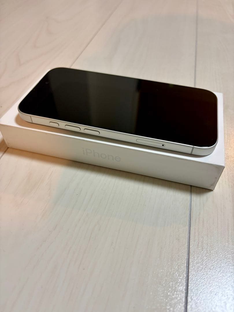 iPhone 16 128g sim フリー ホワイト 本体 Apple