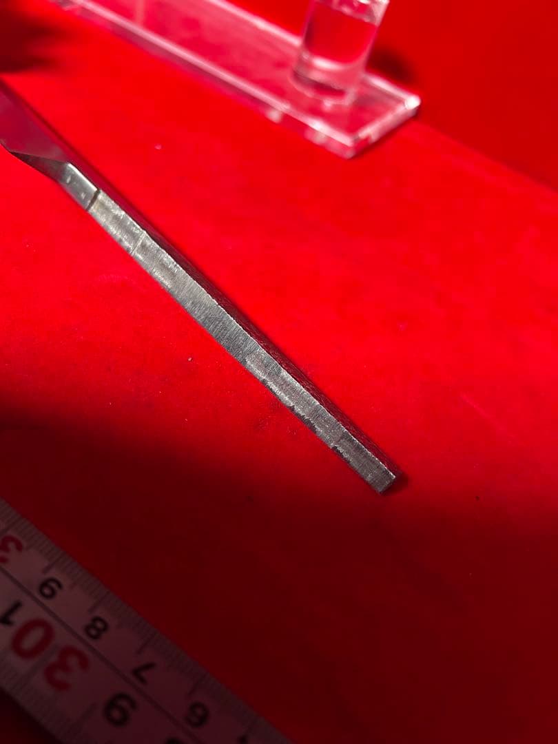 01563 包丁　マグロ包丁　両刃　玉鋼　乱れ刃紋　刃付　未使用品