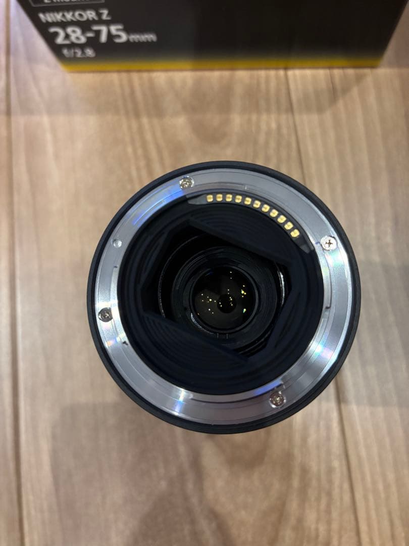 NIKKOR Z 28-75mm f/2.8 ズームレンズ ニコン