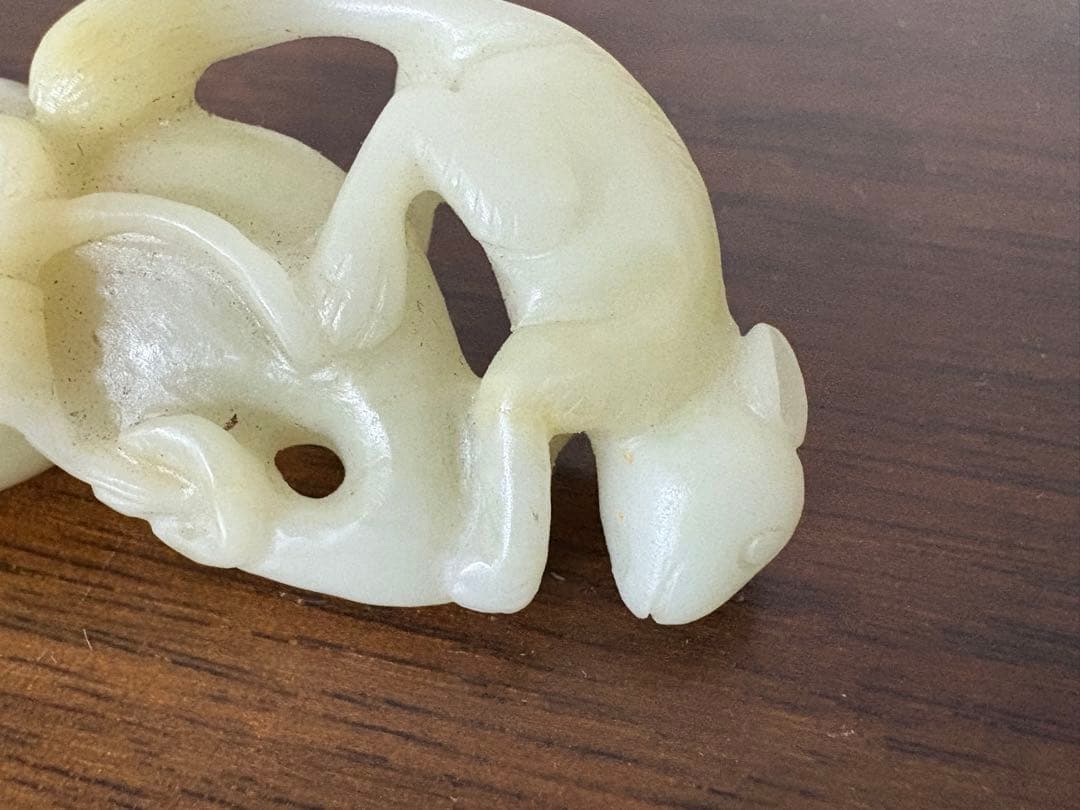 石？玉？の中国的置物　瓢箪に鼠　中国美術　5cm強　26g