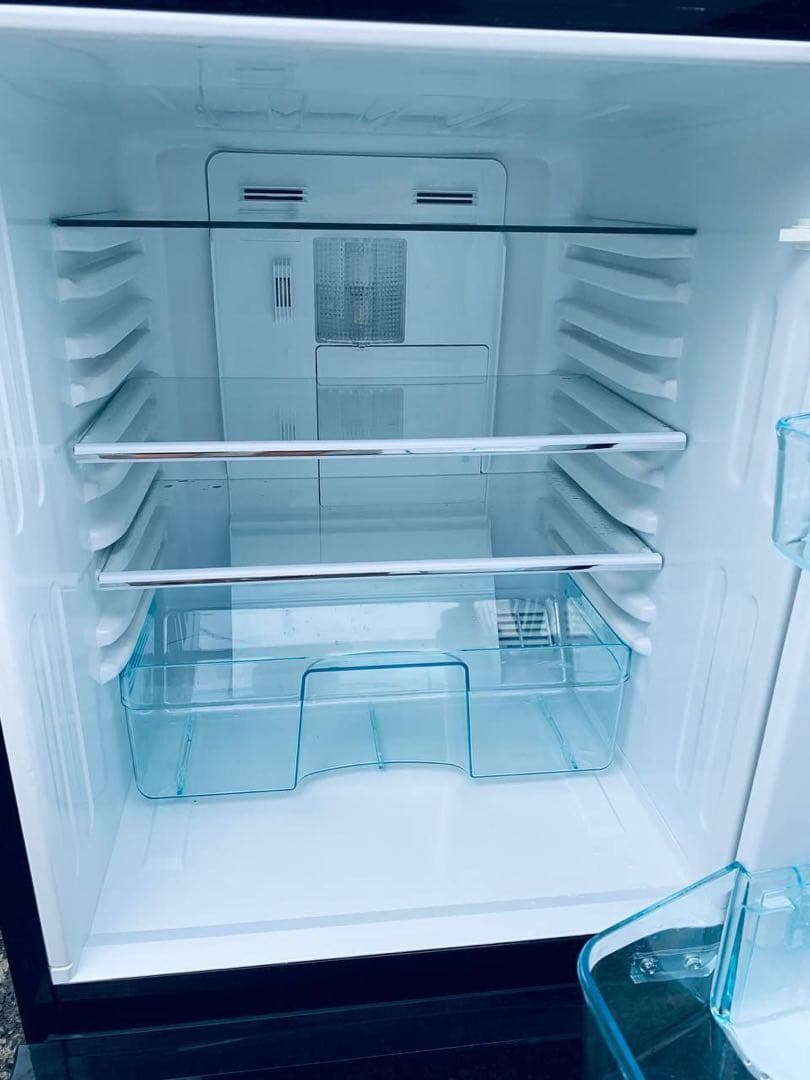 送料設置無料　ユーイング ノンフロン冷凍冷蔵庫 UR-FG110J