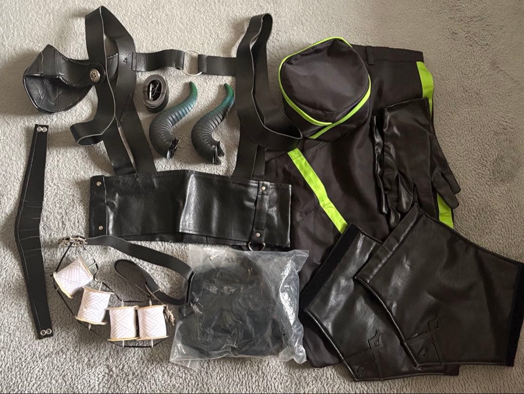 ツイステ　ディアソムニア寮寮服 マレウス・ドラコニア コスプレ衣装　女性Lサイズ