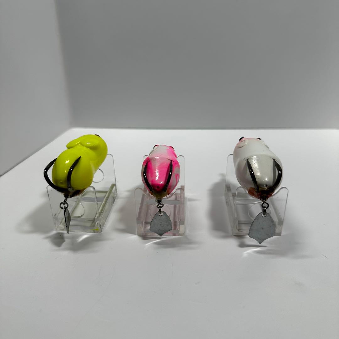 ラッティーツイスター　ウィップラッシュファクトリー　フロッグ　雷魚　ライギョ