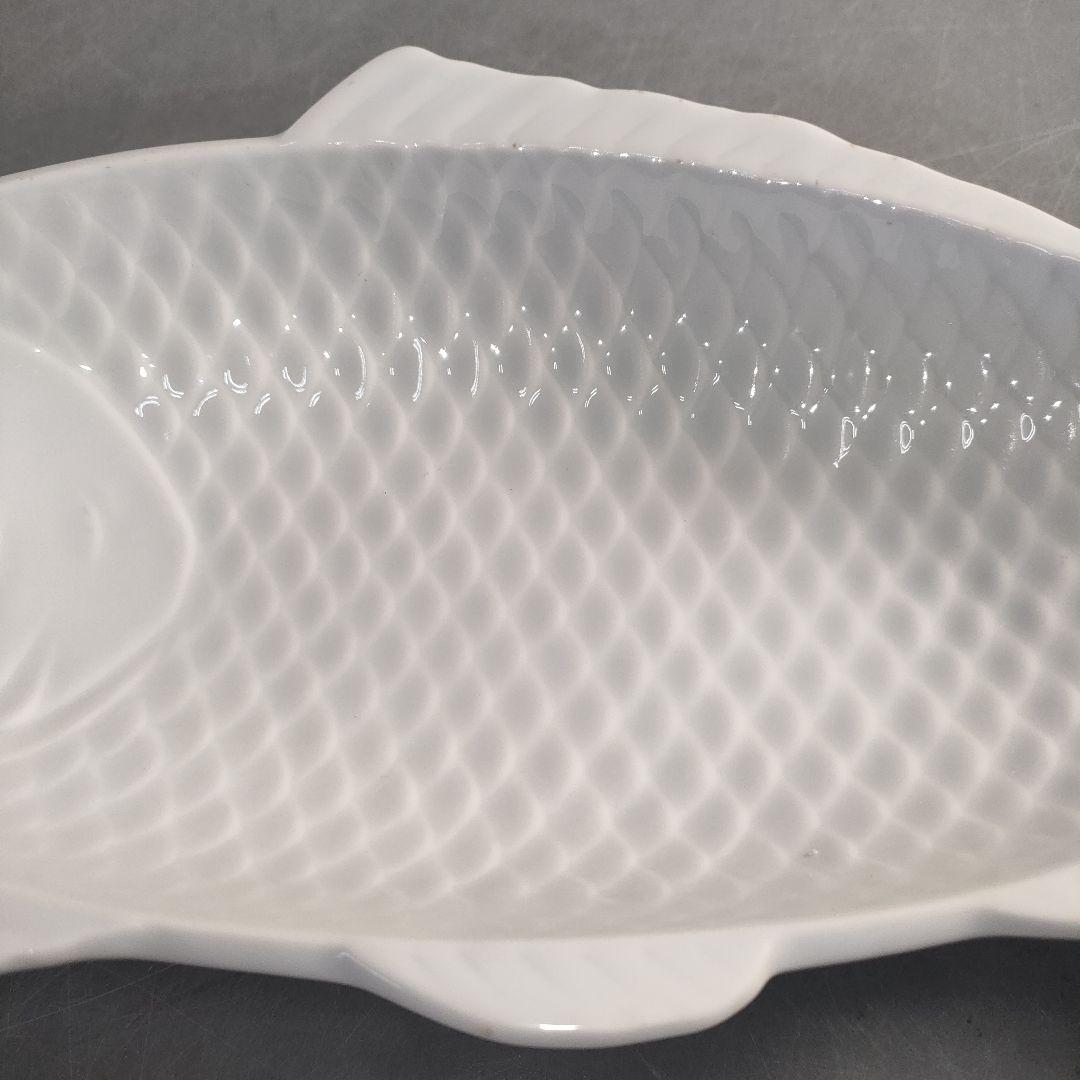 A1374-2/京峰 作/白磁魚文銘々皿5客/大皿/飾皿/盛皿/膾皿/懐石道具/