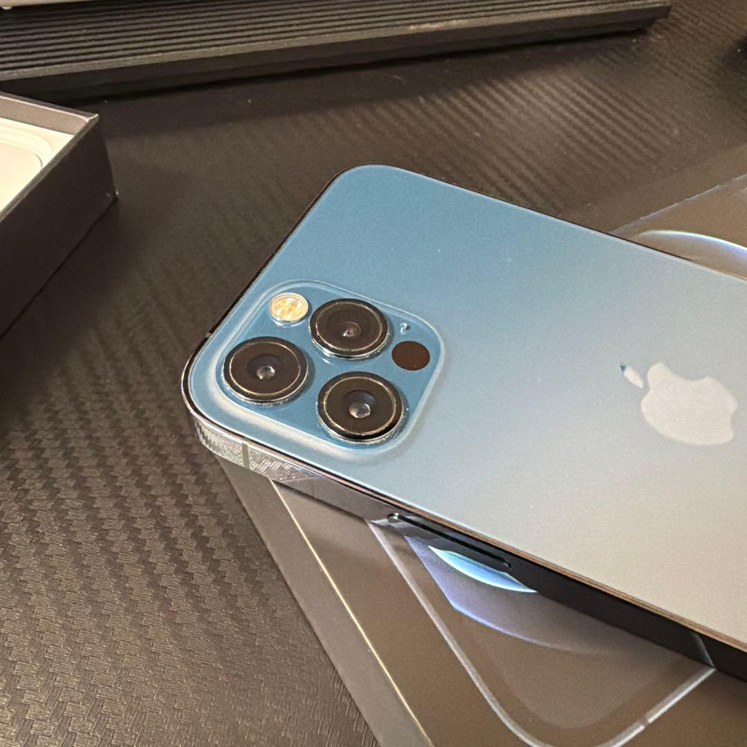 Apple iPhone 12 Pro 128GB 箱付き
