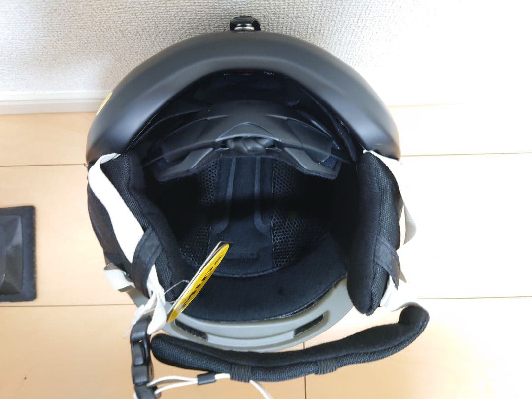 GIRO MIPS NEO ヘルメット M　アジアンフィット 新品未使用