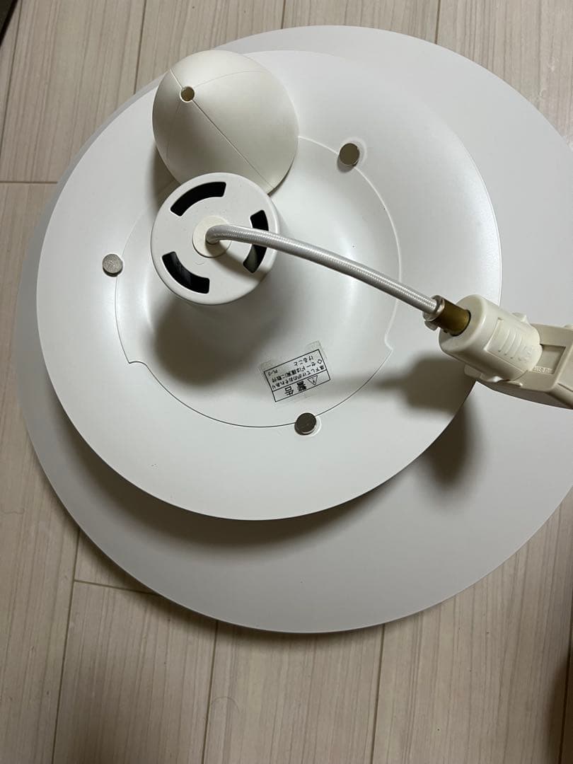 ルイスポールセン　PH5 白