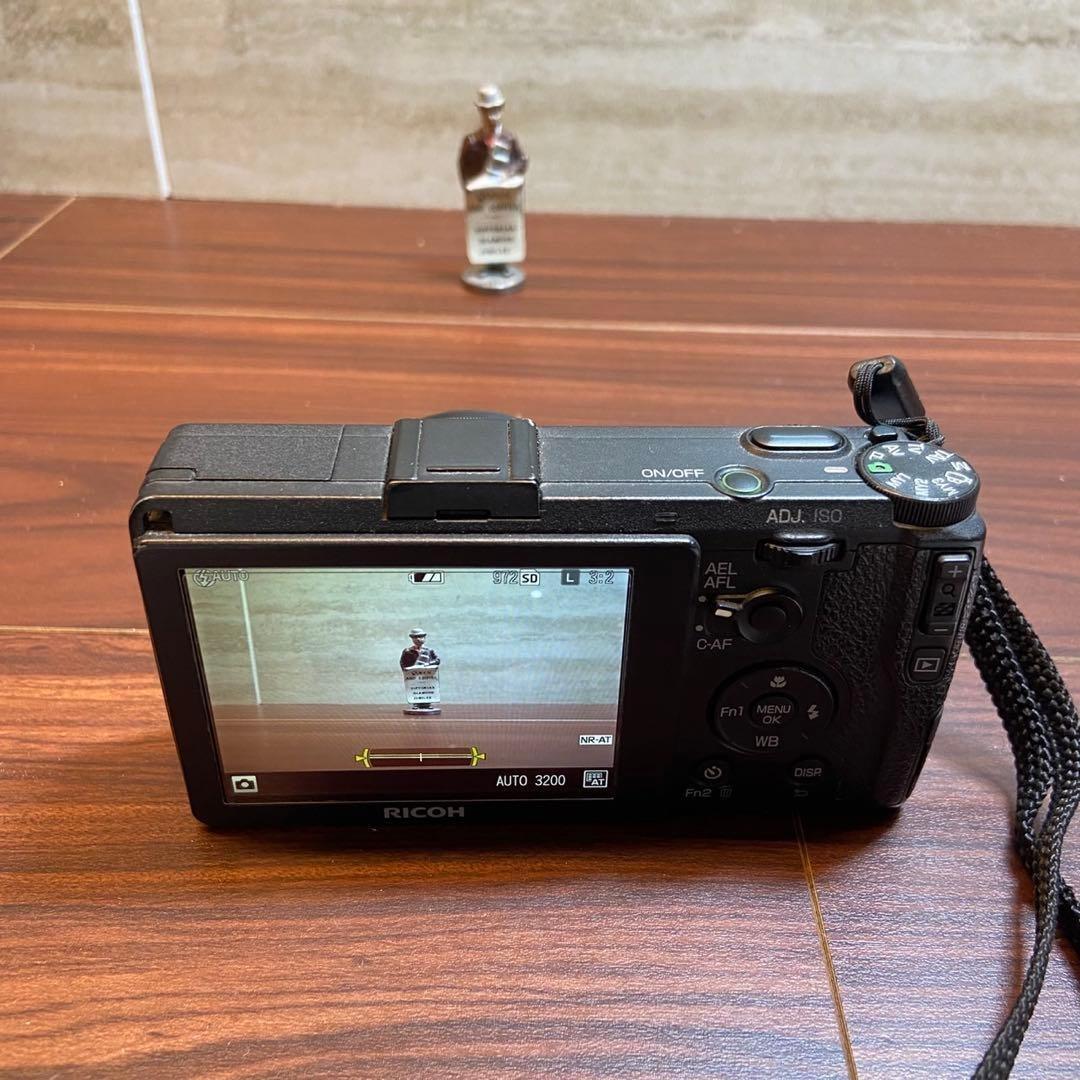 RICOH GR デジカメ ほぼ新品 4934
