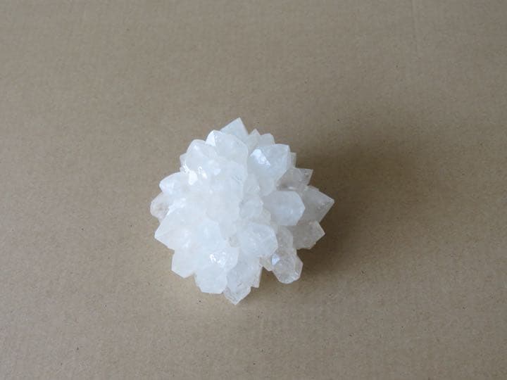 コブ形状 水晶