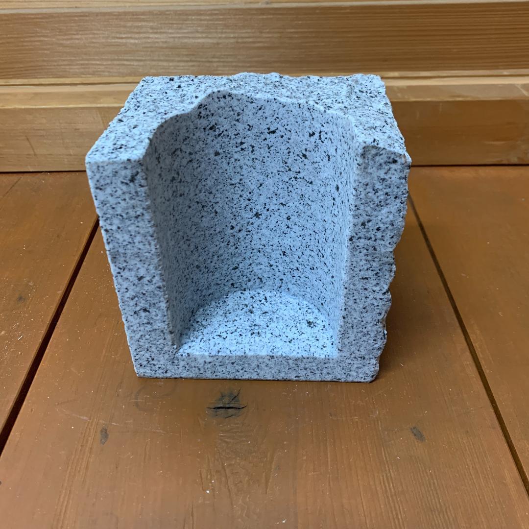 爬虫類　角型シェルター　6