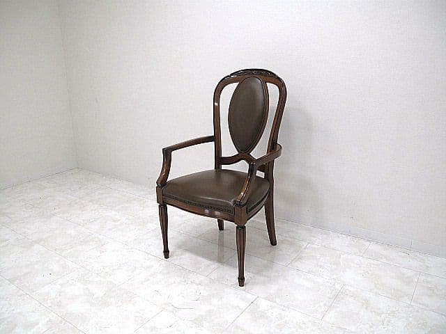 マルニ木工「ブリタニア」英国クラシック様式ダイニングチェア　　椅子　アームチェア